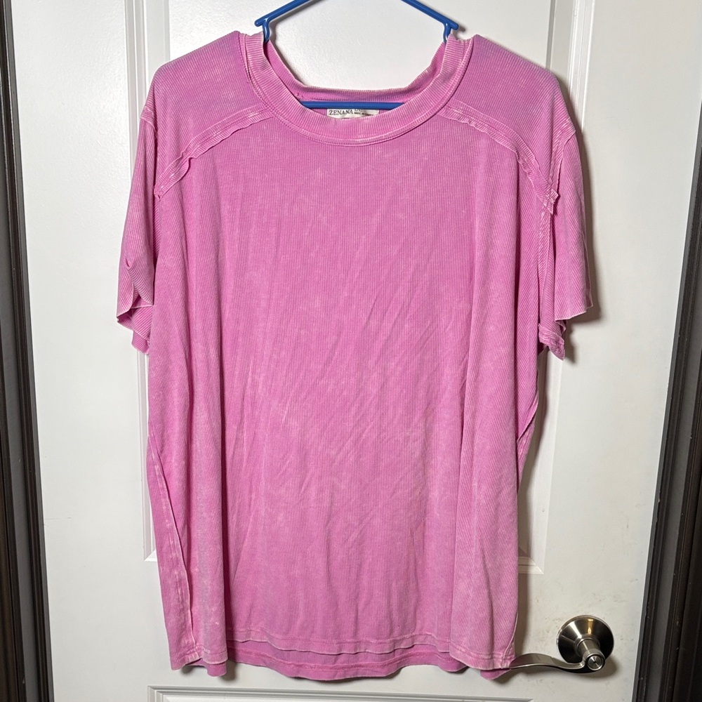Zenana Outfitters Women’s Short Sleeve Tee in Pink